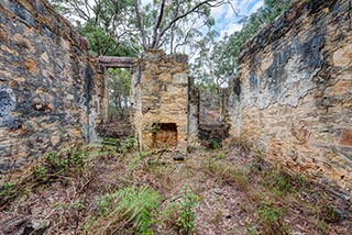 Ruins of Fretus Hotel, Calabash Point, Australia