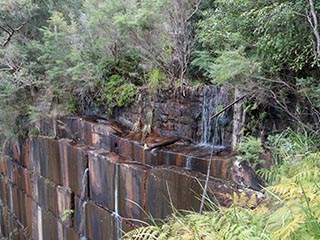 Old dam above Wondabye Quarry