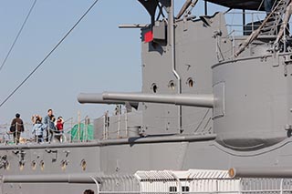 6 inch guns on Battleship Mikasa