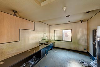 Abandoned Love Hotel Arisu Vandalised Guest Room