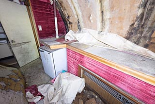 Abandoned Love Hotel Cosmo Capsule Interior