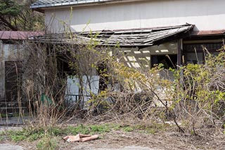 Abandoned Hotel Suzukigaike