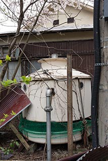 Abandoned Hotel Suzukigaike Tank