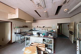Abandoned Hotel Suzukigaike Kitchen