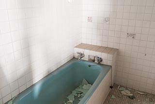 Abandoned Hotel Tropical Bathroom