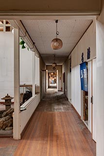Abandoned Nametara Onsen Corridor