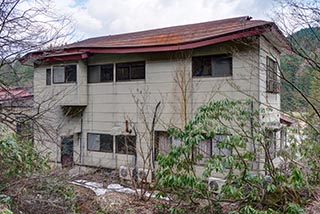 Abandoned Nametara Onsen