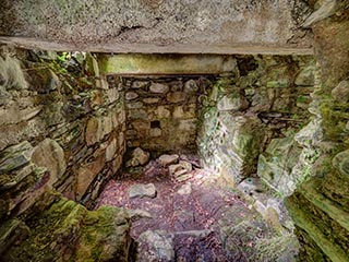 tiny chamber in Fraoch Eilean Castle
