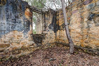 Ruins of Fretus Hotel, Calabash Point, Australia