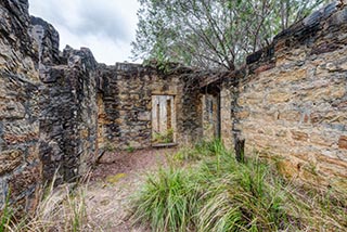 Ruins of Fretus Hotel, Calabash Point, Australia