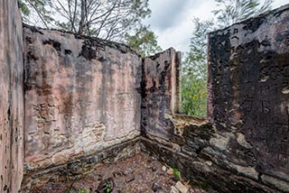 Ruins of Fretus Hotel, Calabash Point, Australia