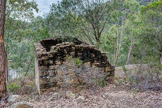 Ruins of Fretus Hotel, Calabash Point, Australia