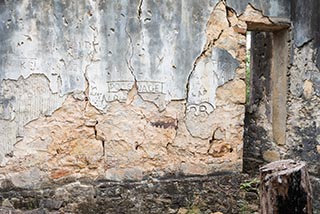 Ruins of Fretus Hotel, Calabash Point, Australia