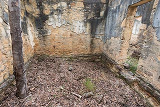 Ruins of Fretus Hotel, Calabash Point, Australia