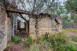 Ruins of Fretus Hotel, Calabash Point, Australia