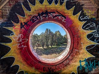 Graffiti in Abandoned Tooth & Co Maltings, Mittagong