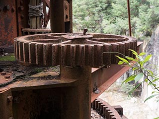 Gear on old steam crane at Wondabye Quarry