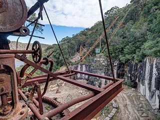 Abandoned steam crane at Wondabyne Quarry