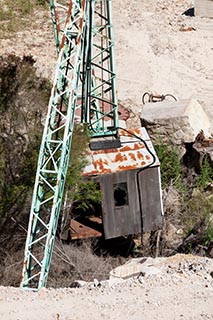 Disused crane at Wondabyne Quarry