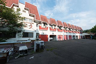 Disused Love Hotel Noukyou Car Park