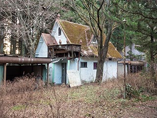 Cottage at Car Hotel Mangetsu