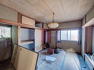 Abandoned bedroom, Kanagawa Prefecture, Japan