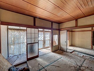 Abandoned house, Kanagawa Prefecture, Japan