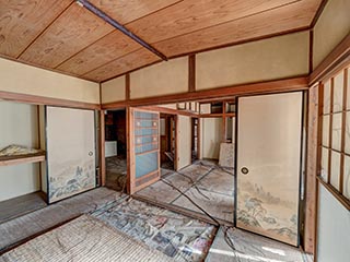Abandoned house, Kanagawa Prefecture, Japan
