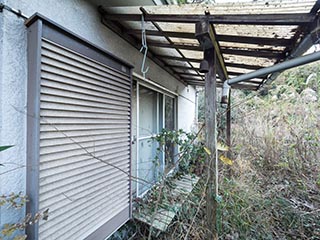 Abandoned house, Kanagawa Prefecture, Japan