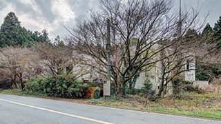 Hotel Bluebird, an abandoned love hotel in Shizuoka Prefecture