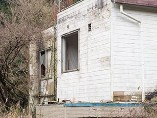 Hotel Bluebird, an abandoned love hotel in Shizuoka Prefecture