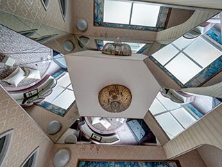 Bedroom ceiling in Hotel Gaia