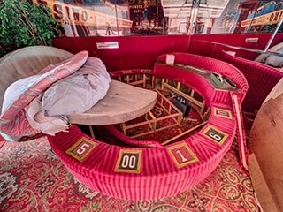 Casino themed room in Hotel Gaia