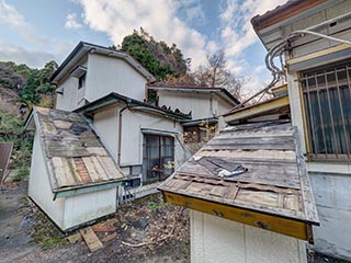 Guest cottages at Hotel Gaia