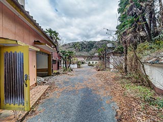 Driveway of Hotel Gaia