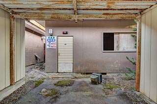 Abandoned Love Hotel New Green Guest Carport