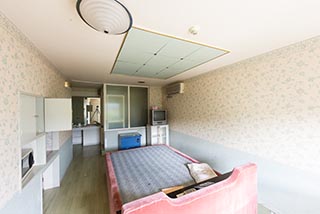 Abandoned Love Hotel Noa Guest Room