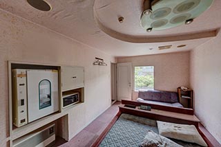 Abandoned Love Hotel Noa Guest Room