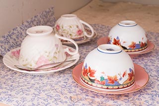 Abandoned Love Hotel Noa Guest Room Teacups