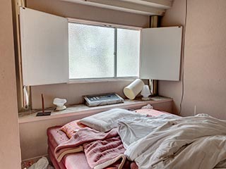 Guest room in Hotel Penguin Village