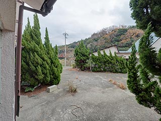 Courtyard of Hotel Penguin Village