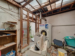 Laundry room of Hotel Penguin Village