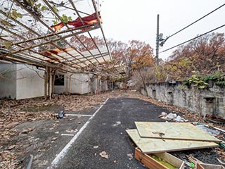 Car park of Hotel Queen