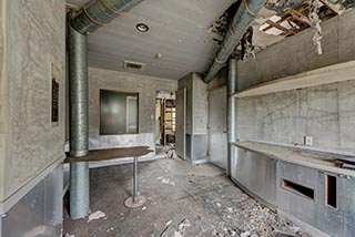 Rotting guest room in Hotel Saturday Afternoon Princess World