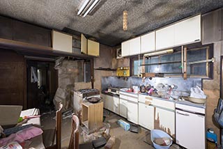 Abandoned Love Hotel Sekitei Kitchen