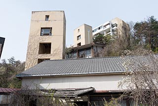 Abandoned Hotel Suzukigaike