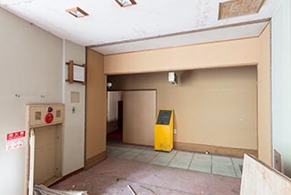 Abandoned Hotel Suzukigaike