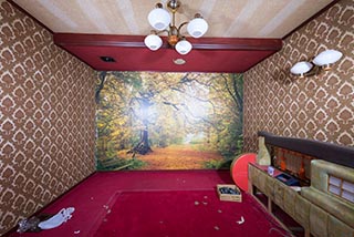 Abandoned Love Hotel Touge Guest Room