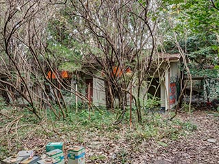 Motel Akatsuki, an abandoned love hotel in Kanagawa Prefecture