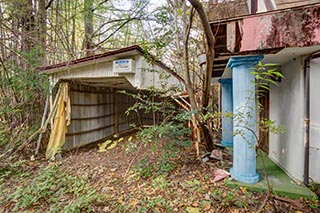 Abandoned Love Hotel Don Quixote Cottage and Carport